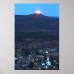 Luna Llena de Sugarloaf del soporte sobre Sunderla Poster