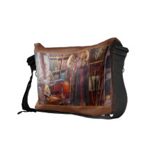 Macabre - In the Headhunters study Messenger Bag