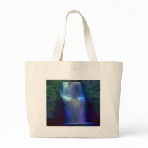 Magical waterfall bag