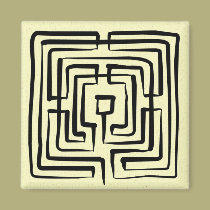 Magnet crossing labyrinth brush square magnets