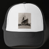 Maiden Voyage of RMS Lusitania, 13 Septemeber 1907 hats