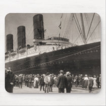 Maiden Voyage of RMS Lusitania, 13 Septemeber 1907 Mousepads