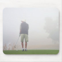 Man golfing in the fog, mousepad