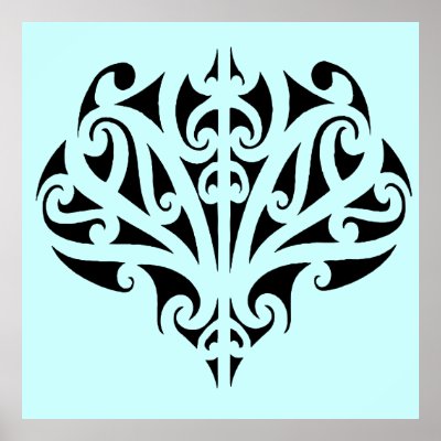 This design based on the fish hook design The Maori culture believed the 