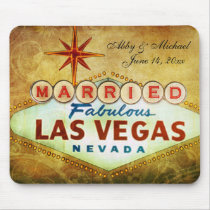 Married in Fabulous LAS VEGAS Mouse Pad