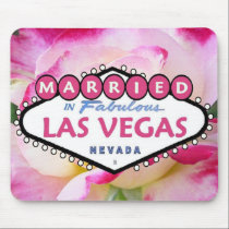 MARRIED In Fabulous Las Vegas Mousepad Floral