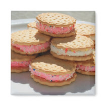 Marshmallow Cookies on a Plate Magnet