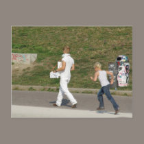Mauerpark Berlin - hurry buy food postcards