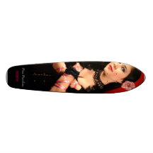 mia marlow skateboard
