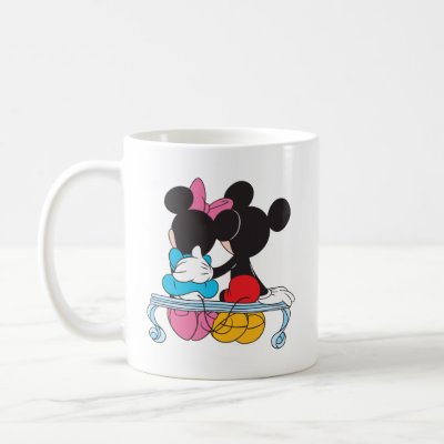 mickey mouse valentine. Mickey and Minnie Mouse