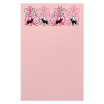 Min Pin in Paris stationery