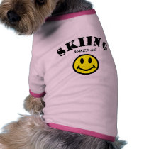 MMS: Skiing pet clothing
