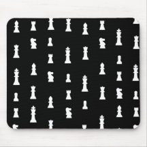 Modelo de los pedazos de ajedrez - blanco y negro alfombrillas de raton