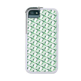 Modern Green Leaves Pattern iPhone 5 Cases