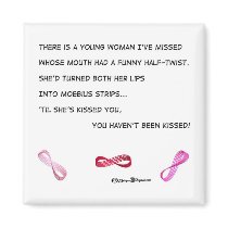 Moebius Strip Kiss Magnet by Unique3D Moebius Strip Kiss Magnet
