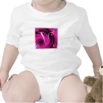 Monogram Letter V t-shirts