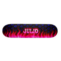 Monopatín rosado de Skatersollie del fuego de Juli
