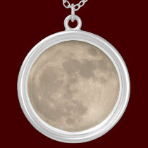 Moon Necklace Romantic Bring you the Moon Jewelry necklaces