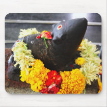 Mooshika, the mouse statue mousepads