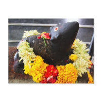 Mooshika, the mouse statue postcards