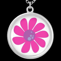 Munchkin Daisy Necklace necklaces