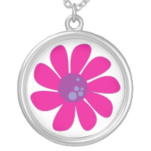 Munchkin Daisy Necklace