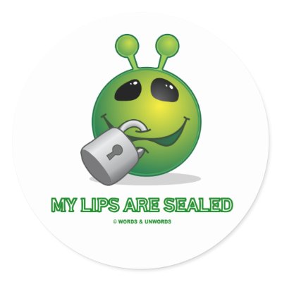 my_lips_are_sealed_green_alien_expression_sticker-p217922022511539393z85xz_400.jpg