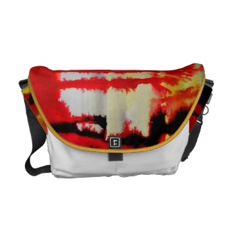 MY LOVE IS BLEEDING Messenger Bag