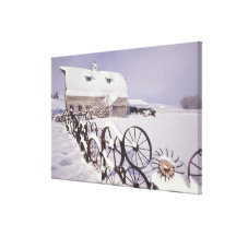 NA, USA, Washington, Uniontown, White barn and Canvas Print