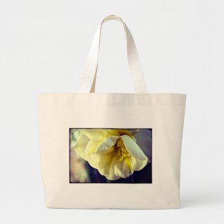 Narcissus Daffodil zazzle_bag