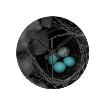 Nest parasitism wall clocks