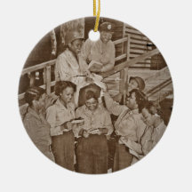 New Nurses in Pacific Receive Their First Mail Ornaments
