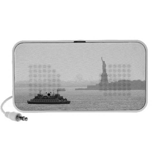 New York City Harbor - Statue of Liberty Mini Speaker