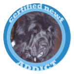 newf_addict round sticker