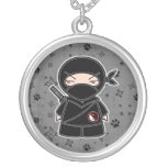 ¡Ninguna ji! Collar del gris de Ninjadorables