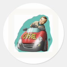 niño en coche etiquetas redondas