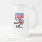 This adorable little panda is too cute! He's featured in front of a large flag from Norway and ready to play football and score some goals. This cute design is perfect for football players and soccer fans.
