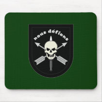 nous defions mouse pad