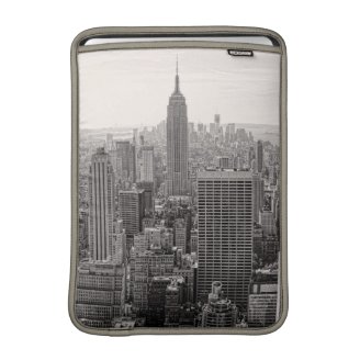 NY City Skyline Empire State Building, WTC BW MacBook Sleeves