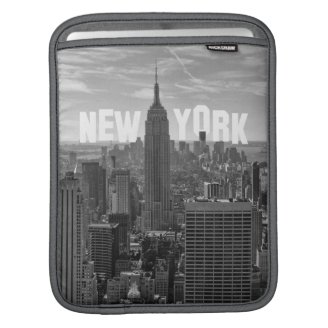 NYC Skyline Empire State Building, WTC BW 2C iPad Sleeve