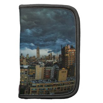 NYC Skyline: Scary massive derecho storm cloud Planners