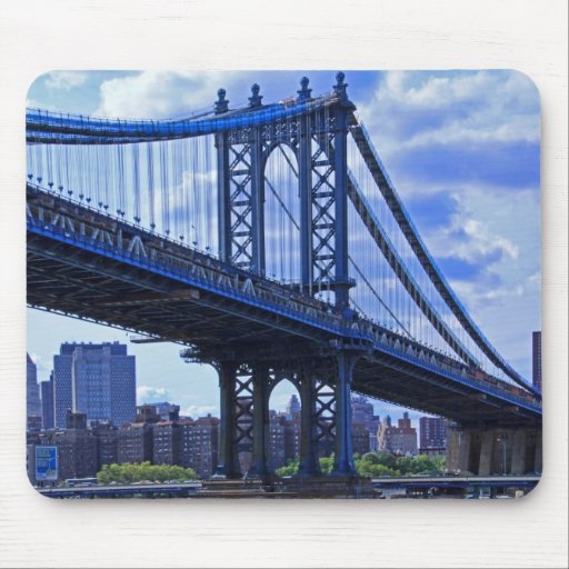 NYC's Manhattan Bridge A2 Mouse Pad