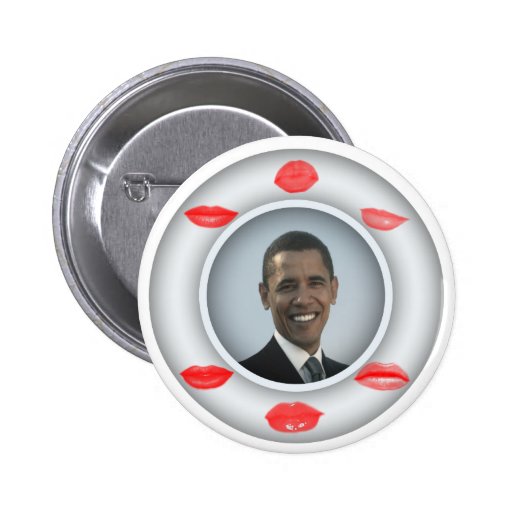 Obama Kisses Pins