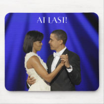 Obamas dance, AT LAST! mousepads