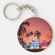 Ocean Drive - Miami Beach Skyline Keychain