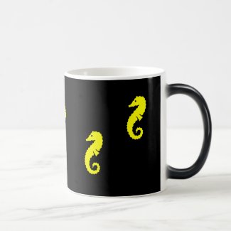 Ocean Glow_Yellow Seahorse morphing mug