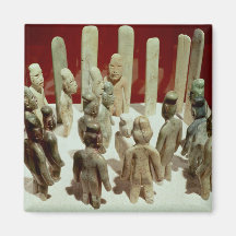 Offering of sixteen male figures, from La Magnet