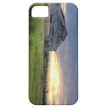 Old Barn at Sunrise iPhone 5 Case