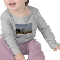 OLD BARN t-shirts by MAPASUE OLD BARN t-shirts