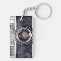 photography, camera, vintage, analog, film, cool, funny, hipster, pattern, photographer, monogram, urban, photo, retro, old school, geek, cute, old, best, 35mm, keychain, [[missing key: type_aif_keychai]] com design gráfico personalizado